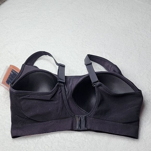 NWT Everyday Comfort Straps Wireless Shaping Bra Black Size Medium - Picture 4 of 7